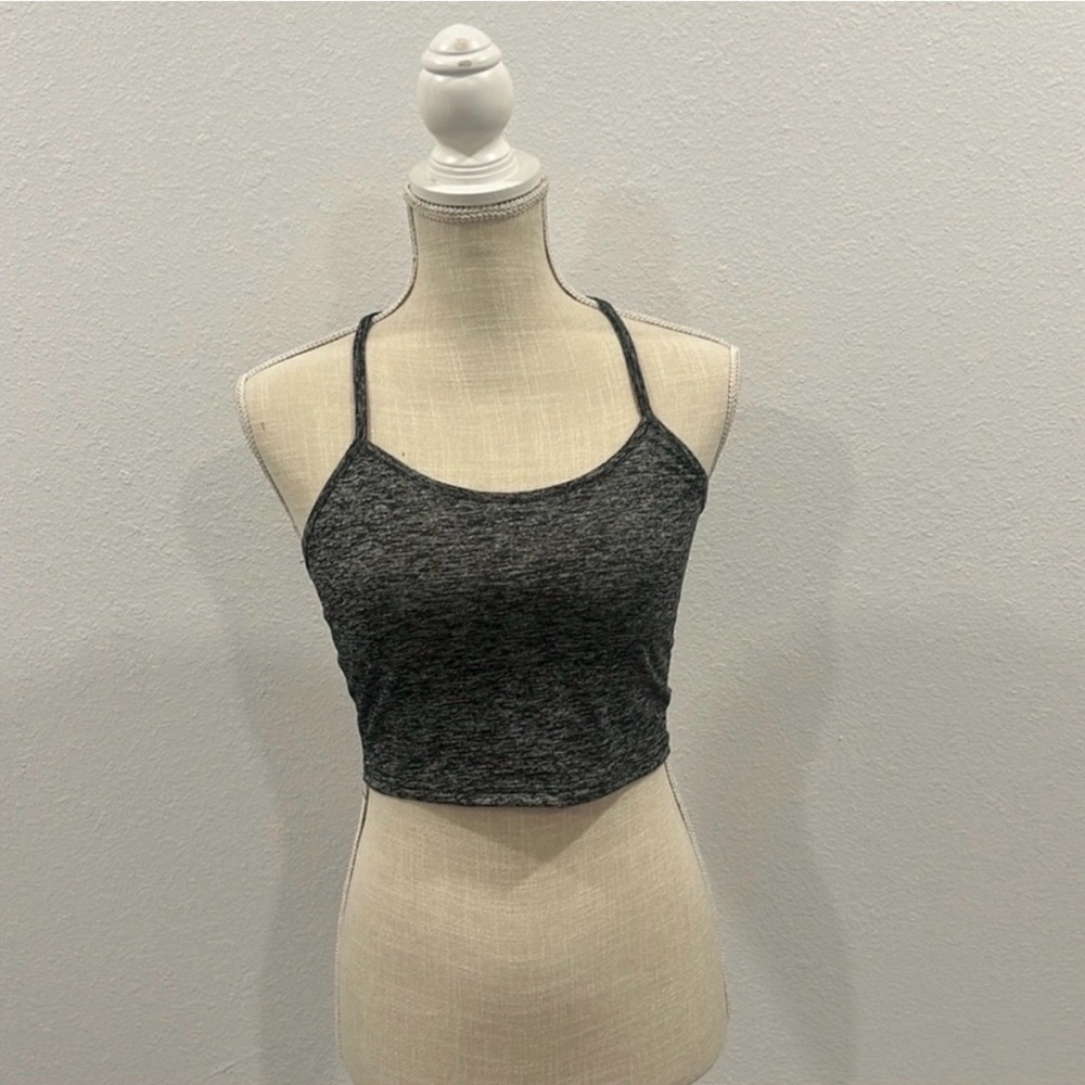 NWT SHEIN gray crop cami racerback heather marble gray
Workout lounge crop cami